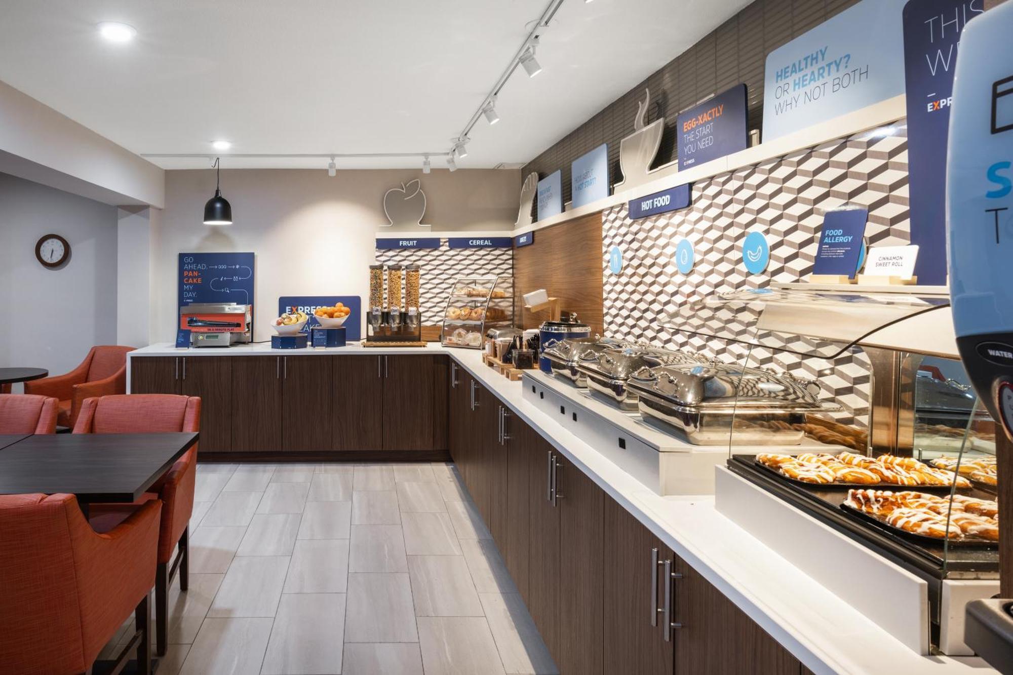 Holiday Inn Express Portland South - Lake Oswego By Ihg Exterior foto