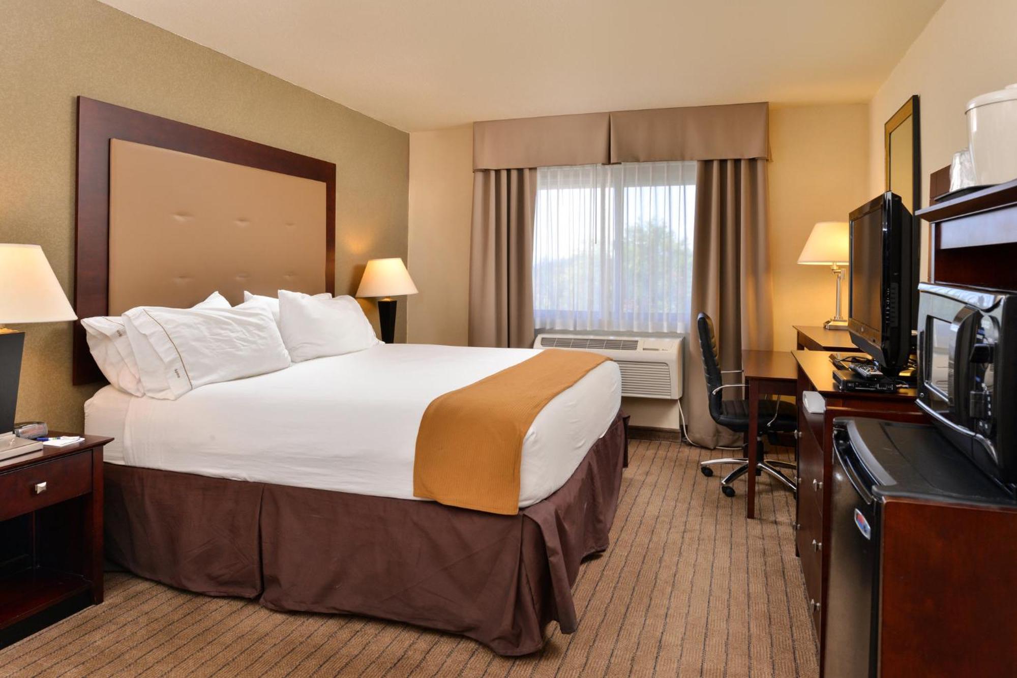 Holiday Inn Express Portland South - Lake Oswego By Ihg Exterior foto